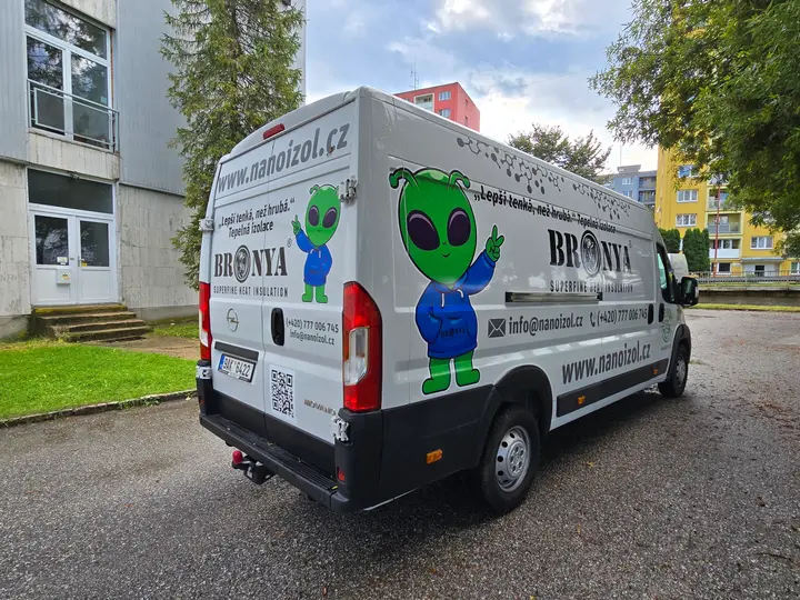 Dodávka Fiat Ducato s celopolepom izolačnej firmy